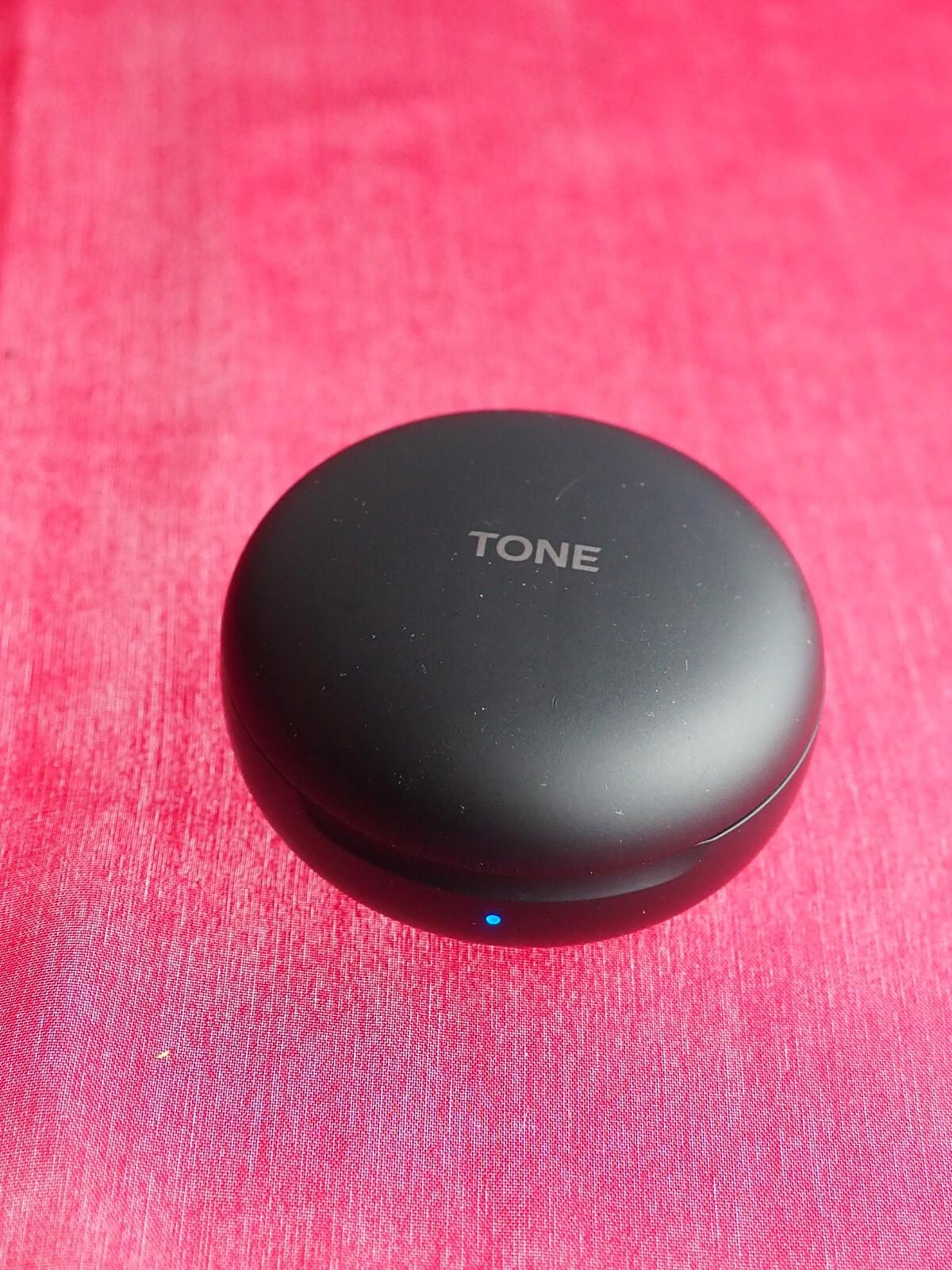 LG Tone Free Case  Only & Working