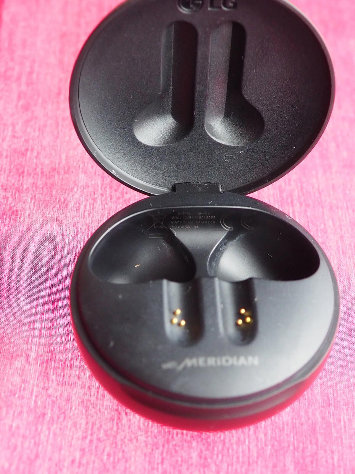LG Tone Free Case  Only & Working