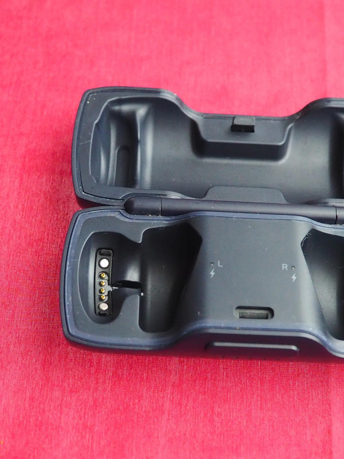 Bose Soundsport Free blue/black Case Only & Working