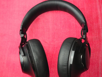 JBL Club 950 NC Bluetooth headphones
