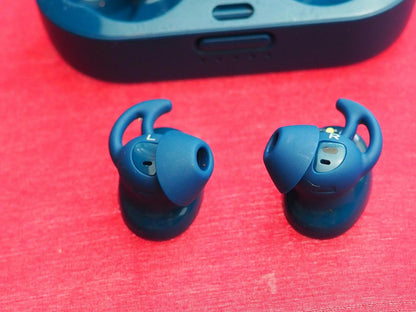 Bose Sport Bluetooth Earbuds & Working(buds wont charge properly)