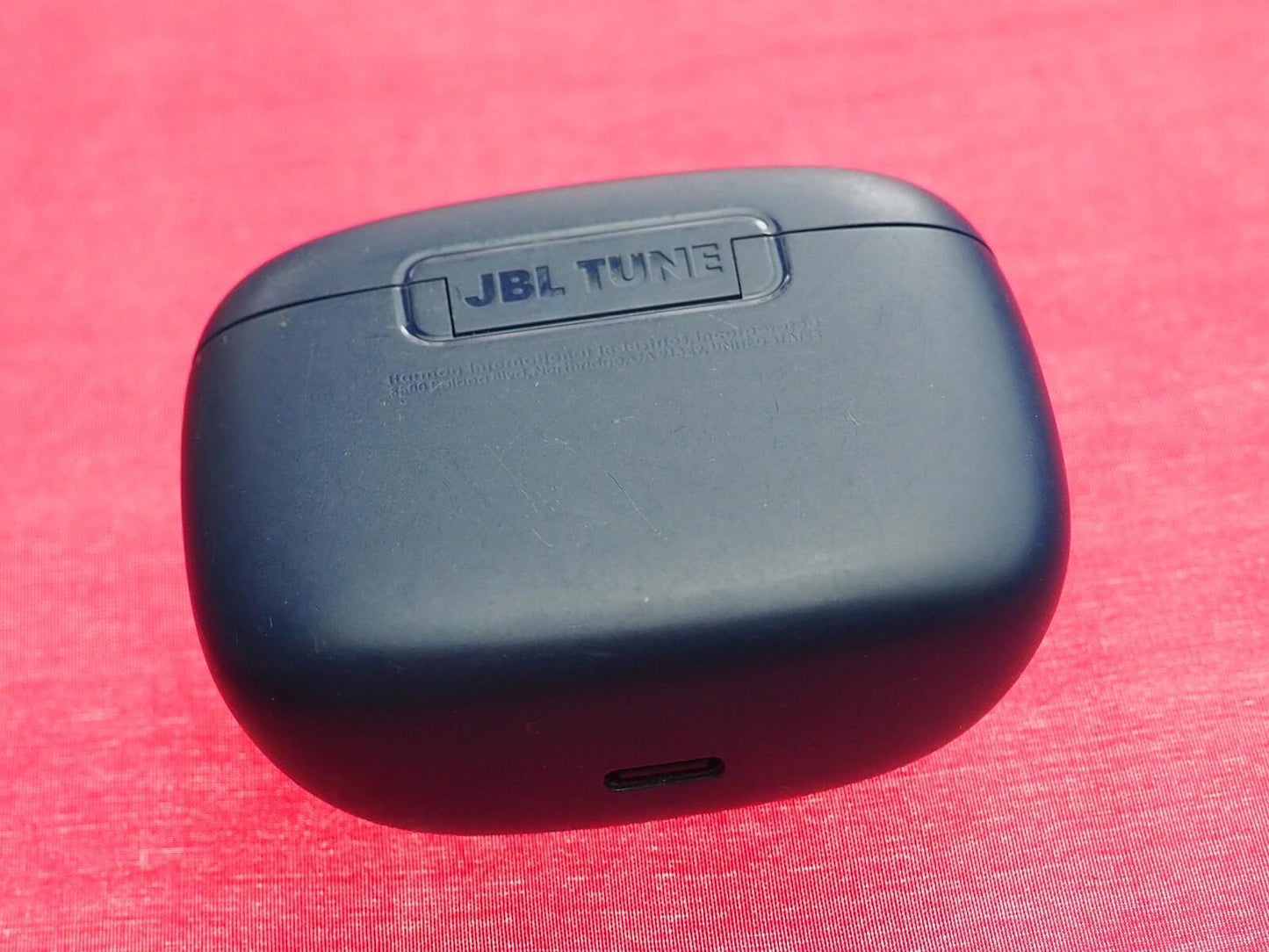 JBL Tune Beam Earbud Case Only & Working