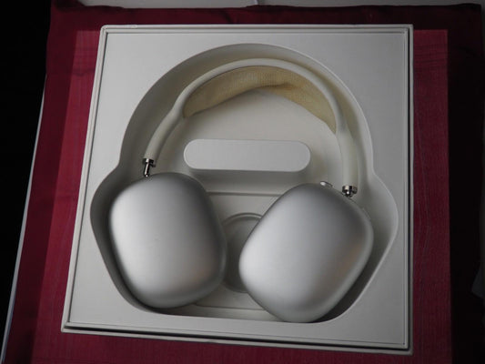 Genuine  Apple Max A2096 Bluetooth Headphones & Not Working