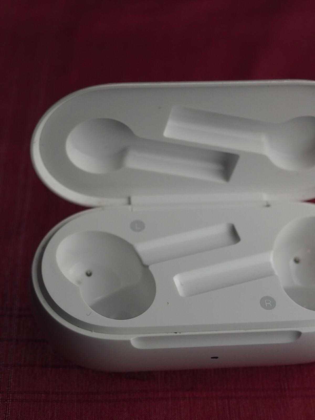 Oneplus Buds Z2 CASE  ONLY & WORKING For Bluetooth  Earbuds
