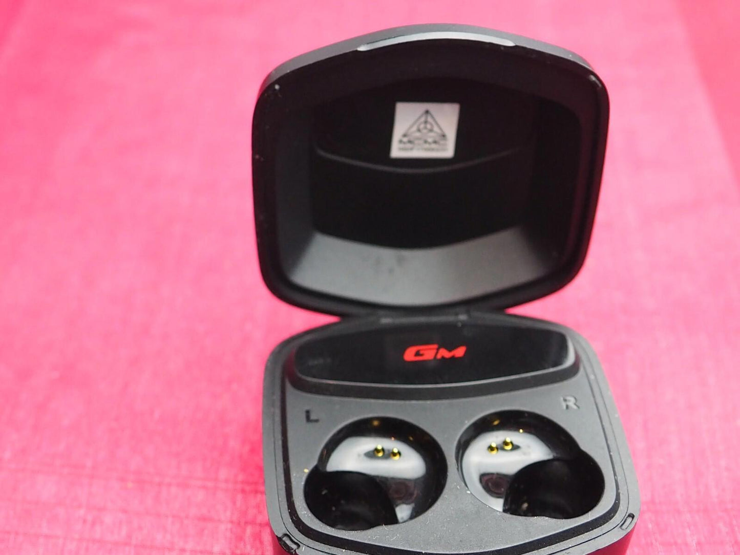 Edifier Hecate Gm4 Mini 1 Earbuds Case  Only & Working