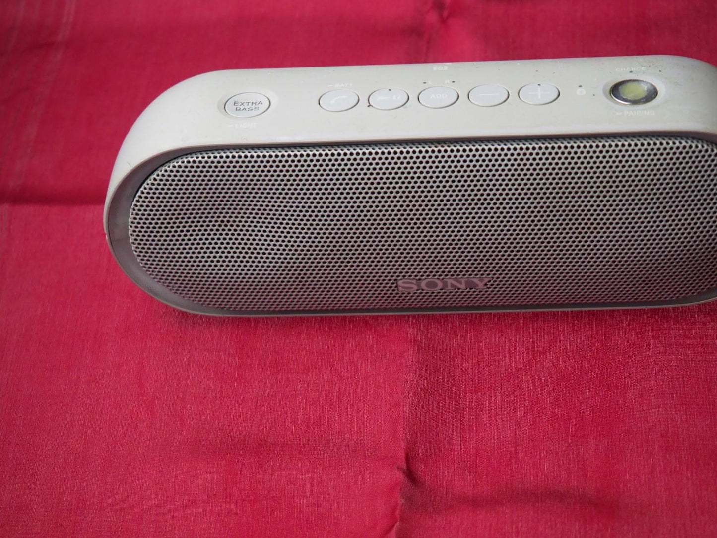 Sony SRS-XB20 Portable Bluetooth Speaker & Working