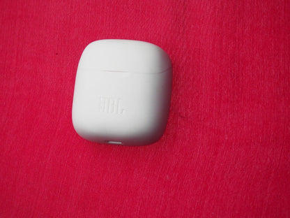 JBL Tune 220 Bluetooth Earbuds