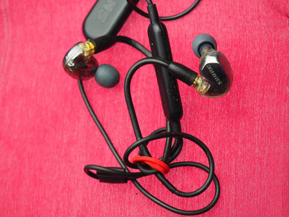 Shure SE425 BT1 Bluetooth Earbuds