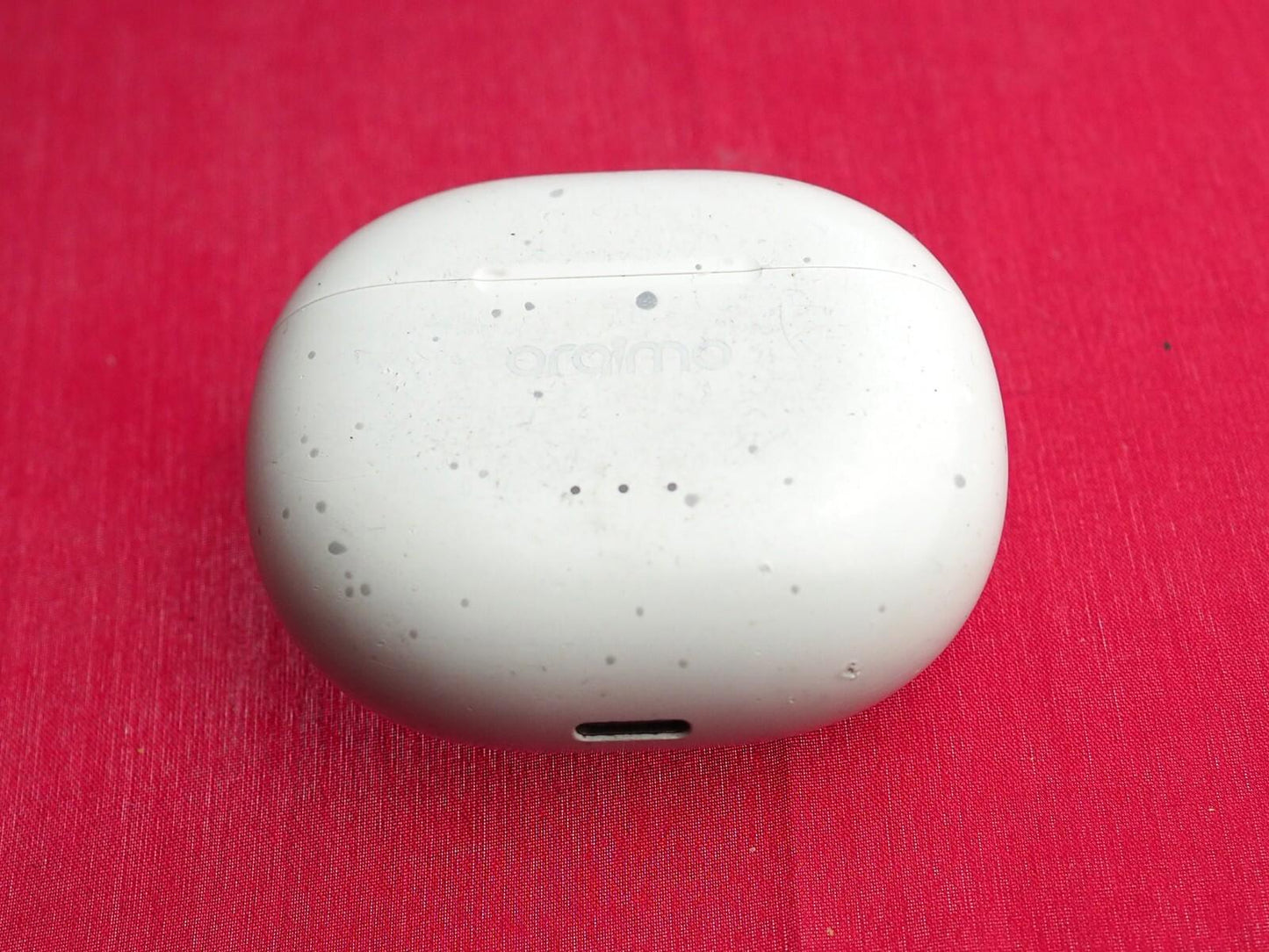 Oraimo Free Pods 2 Earbuds Case  Only & Working