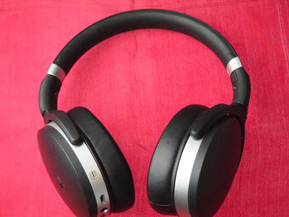 Sennheiser HD450 Bluetooth headphones