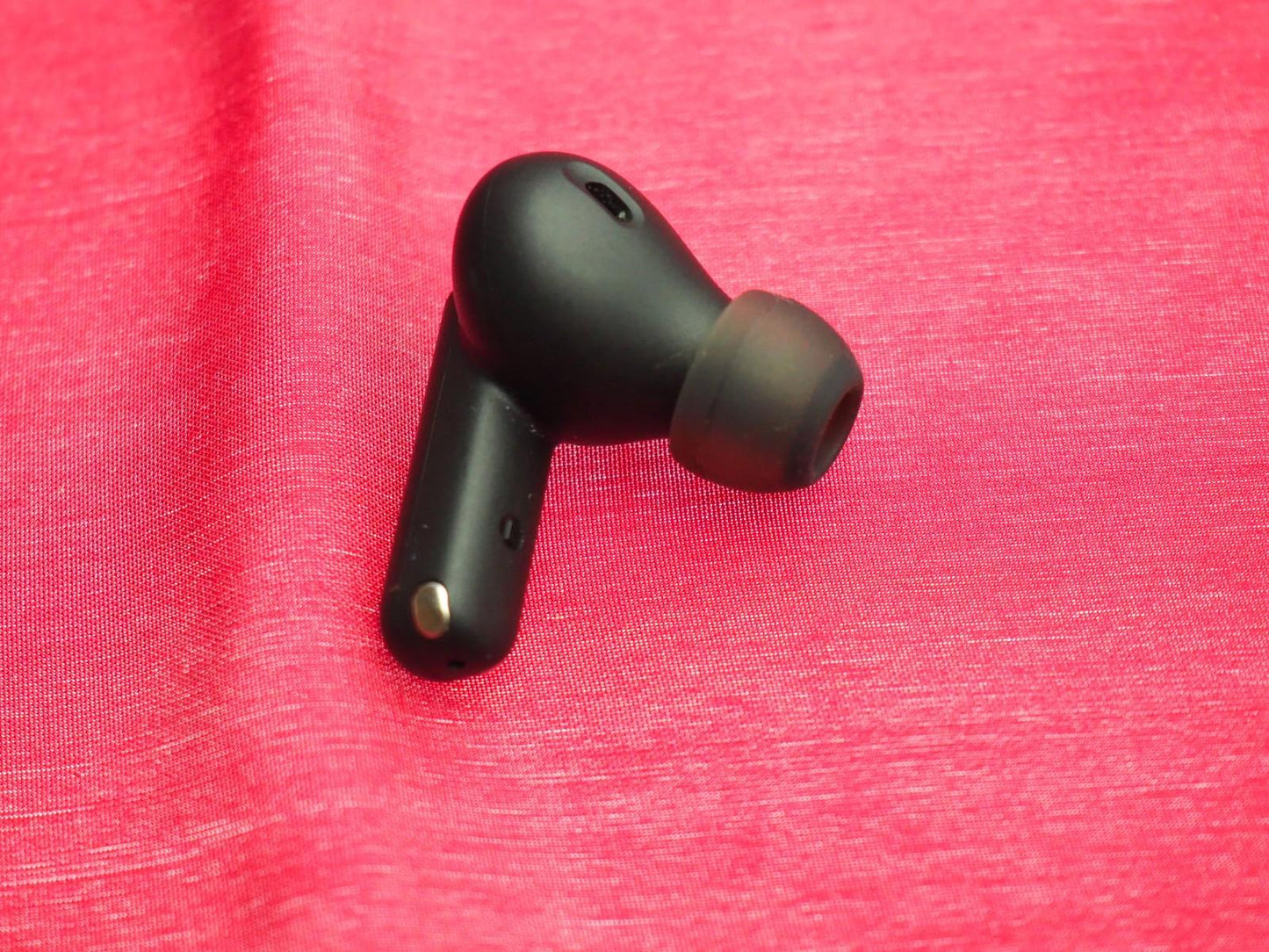 JBL Wave Beam 2 Left  Bluetooth earbud Only & Working