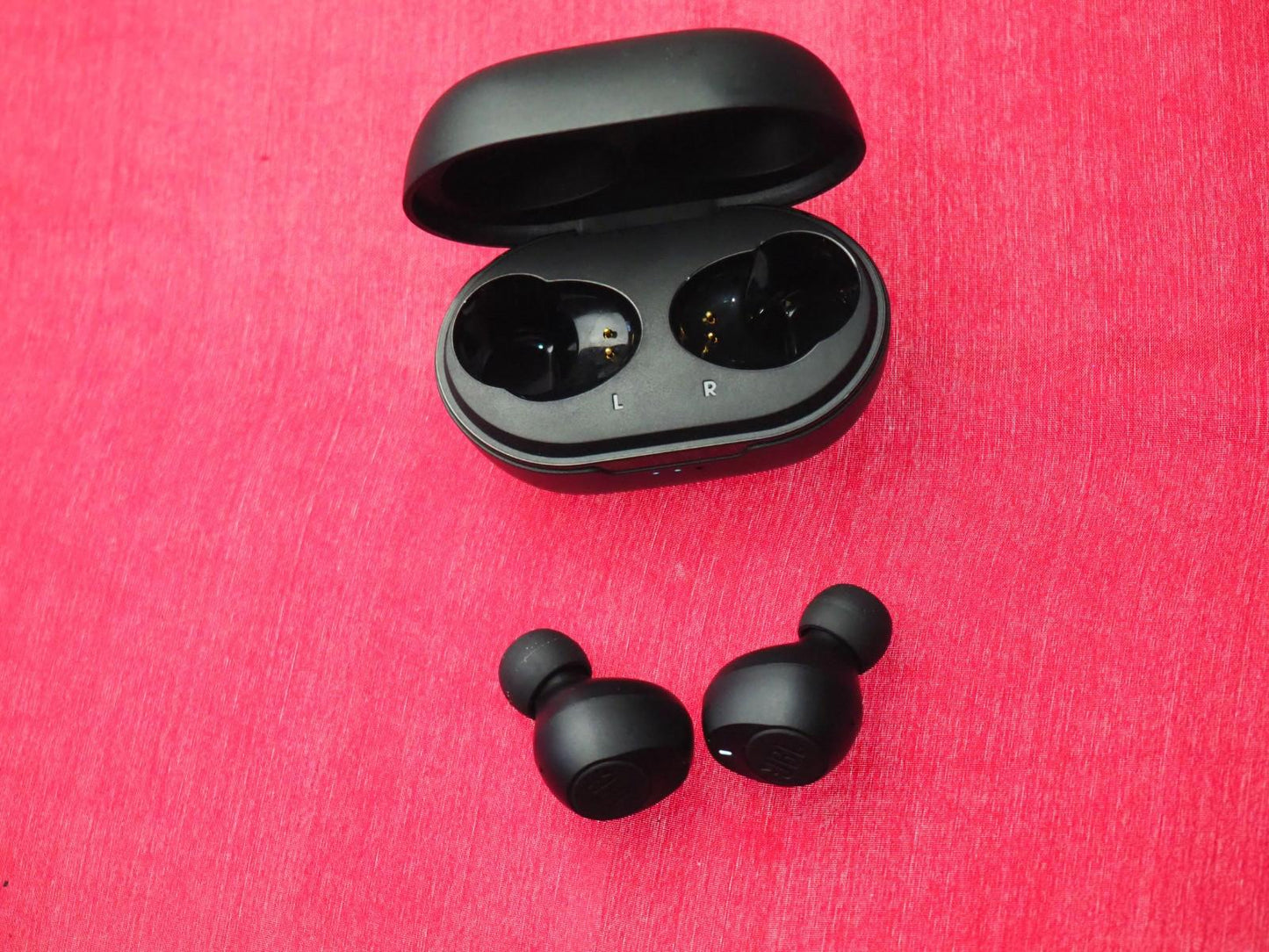 JBL Tune 115 Blueotooth Earbuds