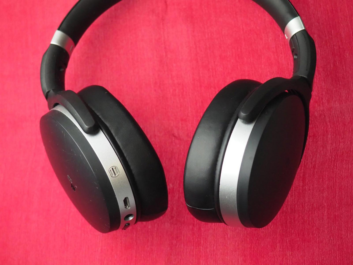 Sennheiser HD450 Bluetooth headphones
