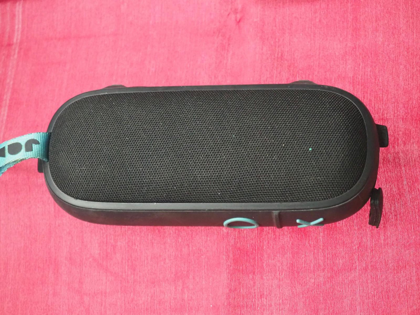 JAM HX-P505 Portable Bluetooth Speaker & NOT Working