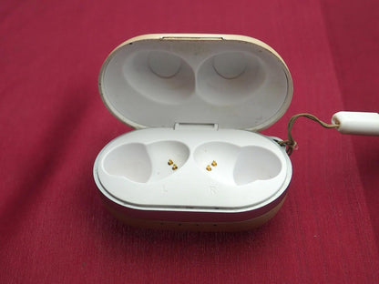 Raycon (unsure which model) Case Only & Working