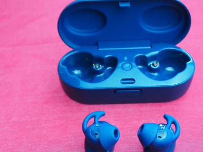 Bose Sport Bluetooth Earbuds & Working(buds wont charge properly)