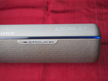 Sony SRS-XB32 Portable Bluetooth Speaker & Working