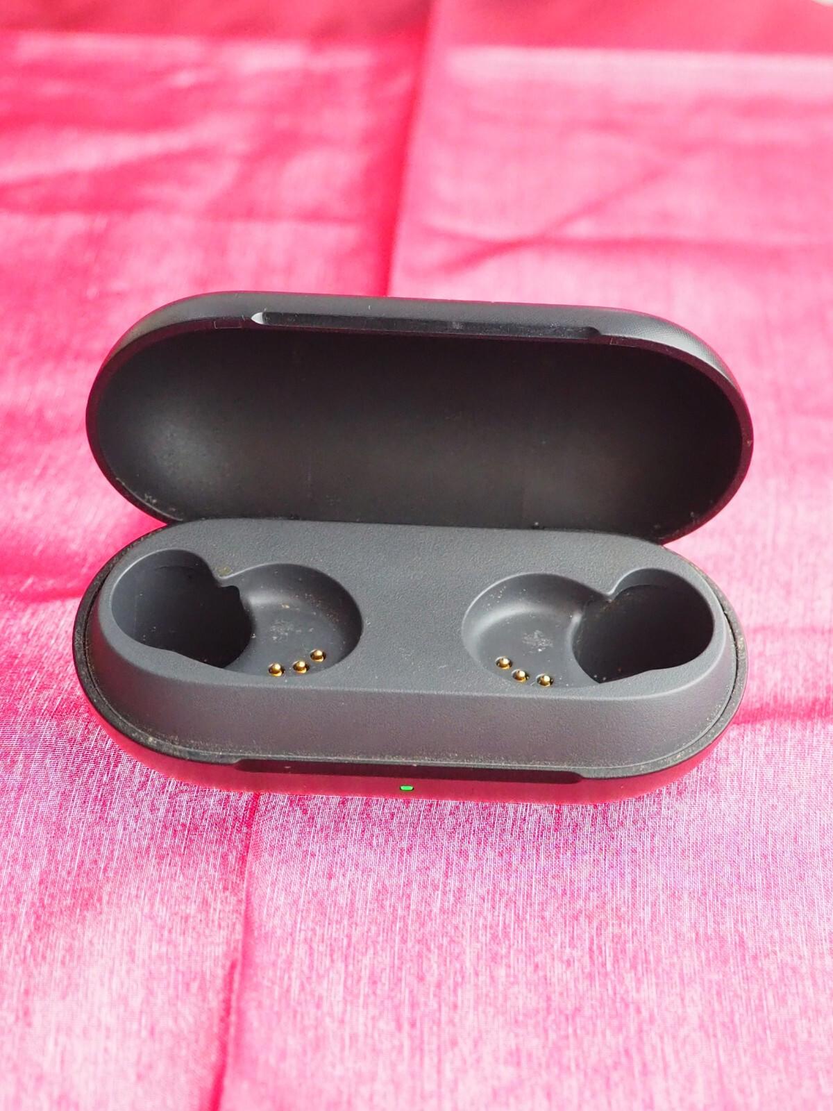 Sony WF-C700 CASE ONLY & WORKING Bluetooth Earbuds
