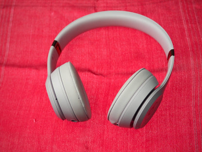 Beats Solo 4 Lilac Bluetooth Headphones & Working