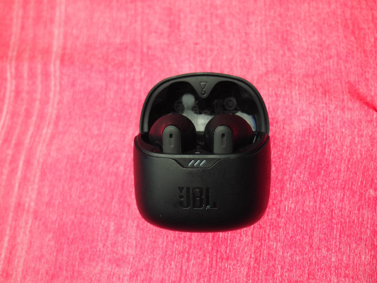 JBL Tune Flex Bluetooth Earbuds