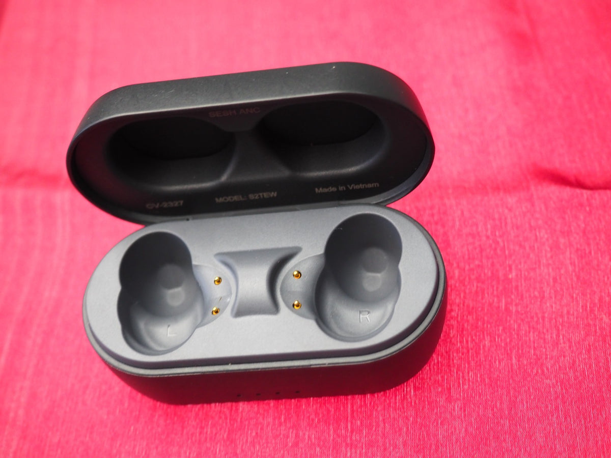 Skullcandy Sesh ANC Charging Case Only & Working qq