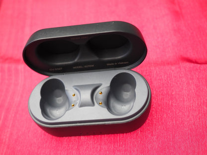 Skullcandy Sesh ANC Charging Case Only & Working qq