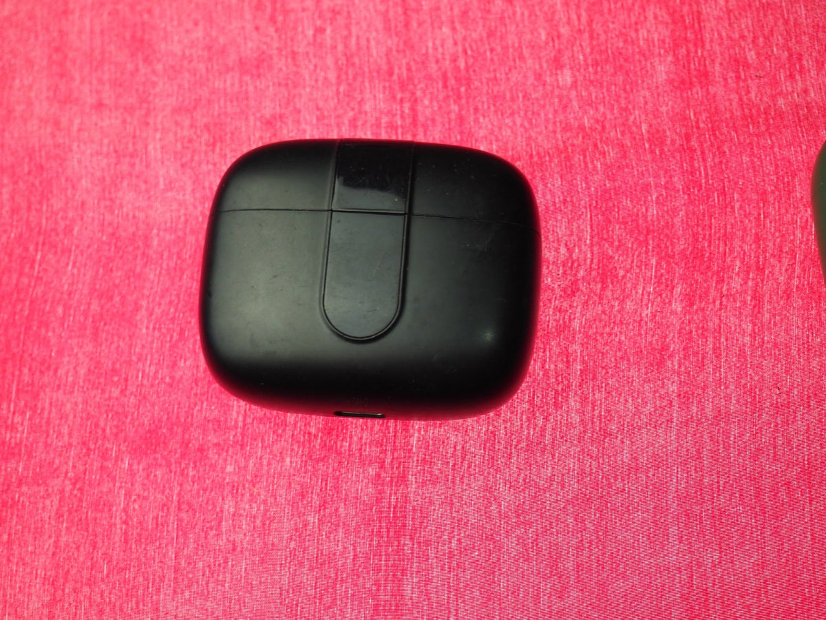 X08 Bluetooth Earbud Case Only & Working