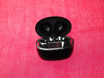 Q13 Bluetooth Earbud Case Only & Working