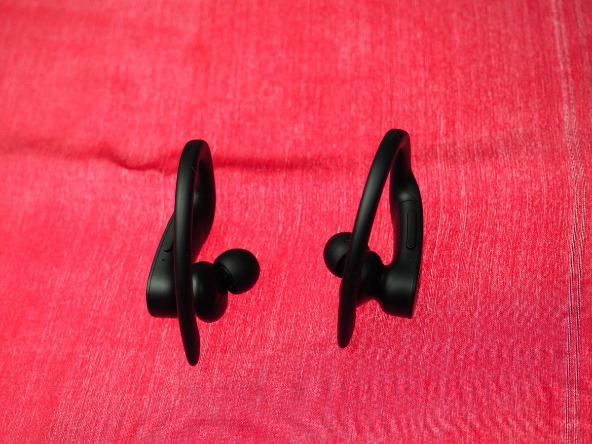 Beats Powerbeats Pro Black Left & Right Bluetooth Earbuds Only & NOT TESTED