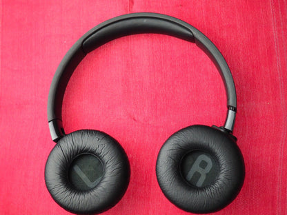 JBL Tune 600 Bluetooth headphones