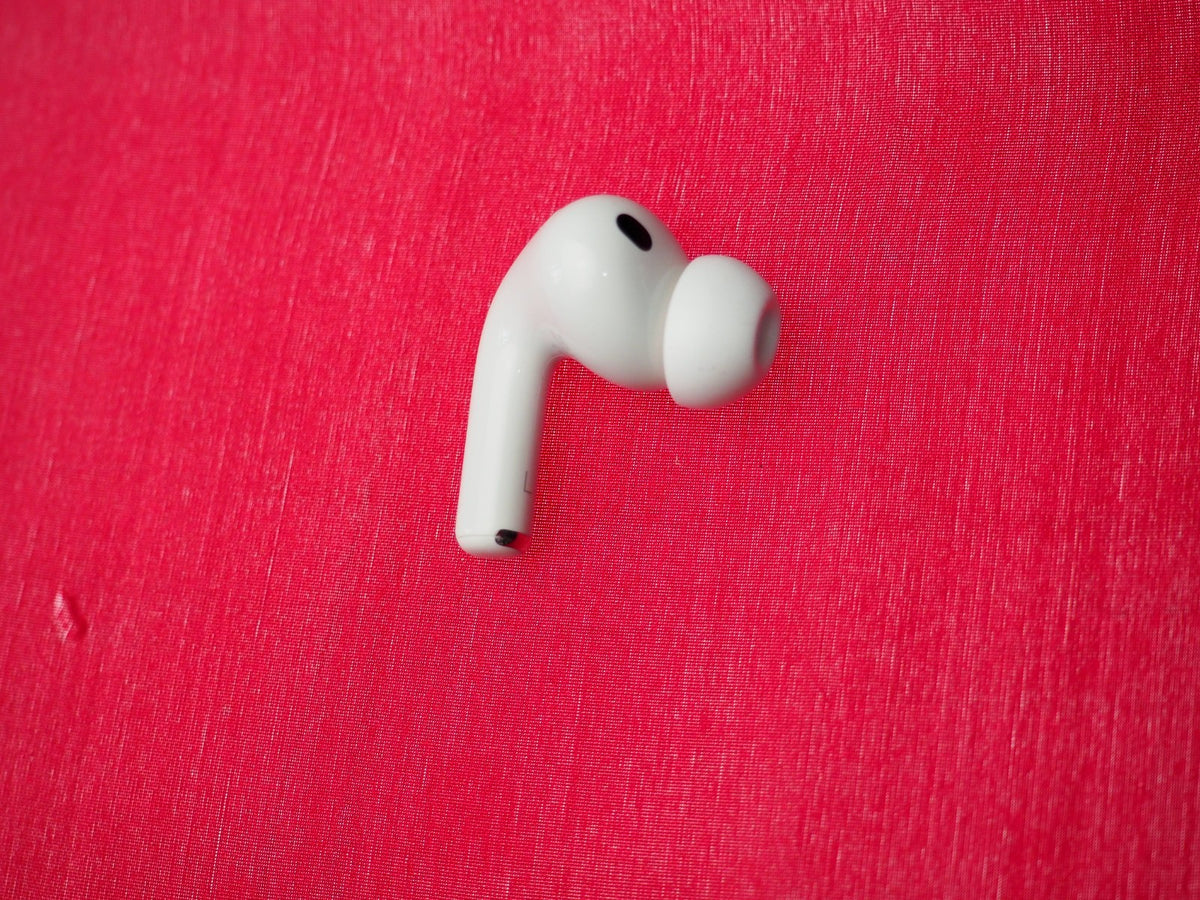 Apple Airpods Pro 3 (A3064) Left Bluetooth Earbud Only & Working (new model)