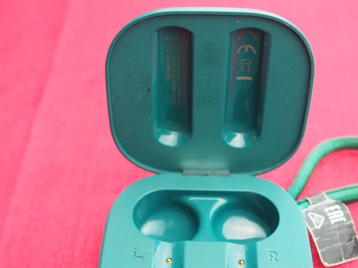 Urban Ears Luma Case Only & Working