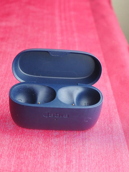 Jabra Elite 3 Blue Case  Only & Working