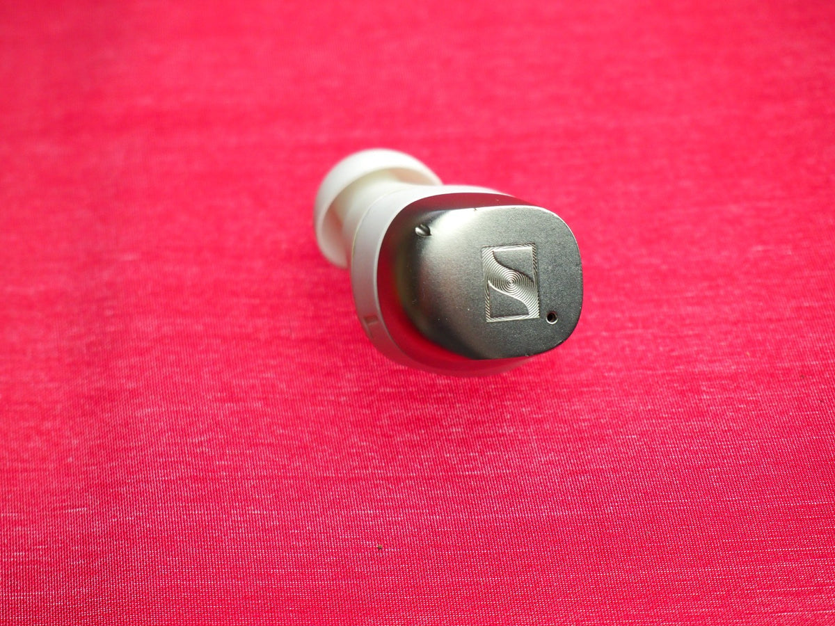 Sennheiser Momentum 4 Left Bluetooth earbud Only & Working