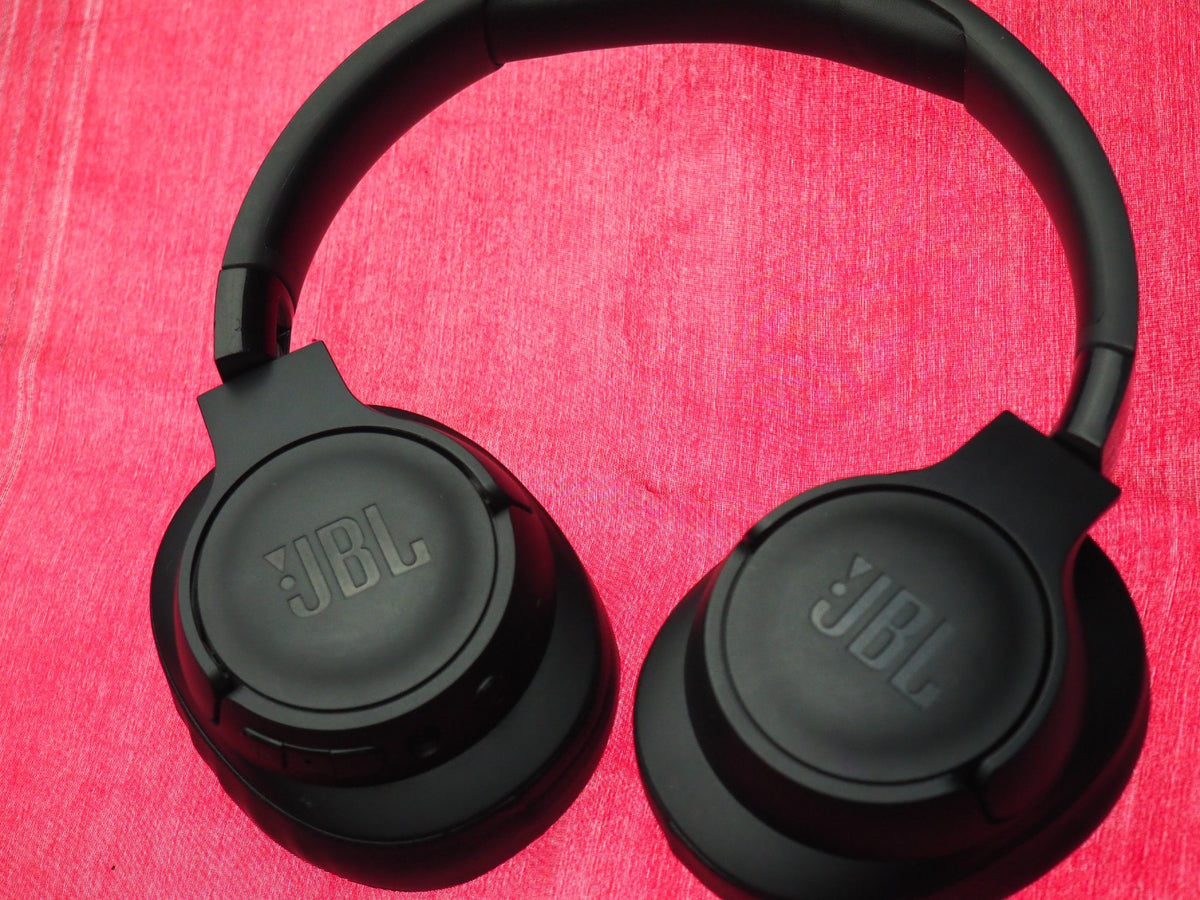 JBL Tune 700 Bluetooth Headphones One Side No Sound