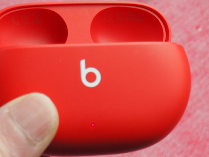 Beats Studio Buds A2514 Case Only & Working