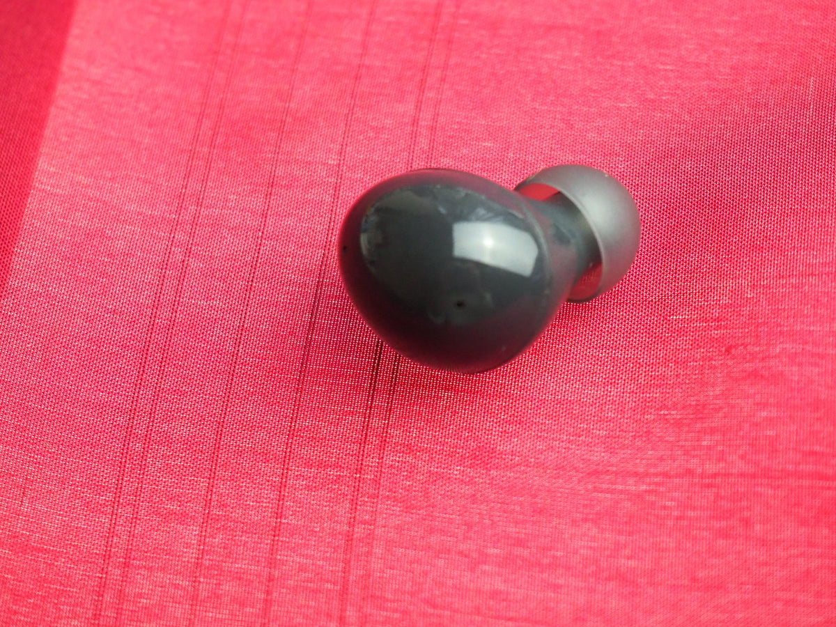 Samsung Galaxy Buds 2 Right Bluetooth earbud Only Working (bad sound)