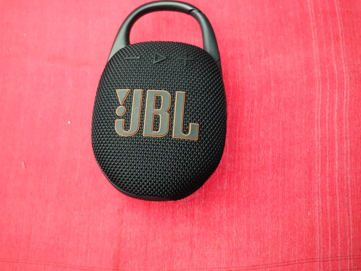 JBL Clip 5 Bluetooth Wireless Speaker & Working