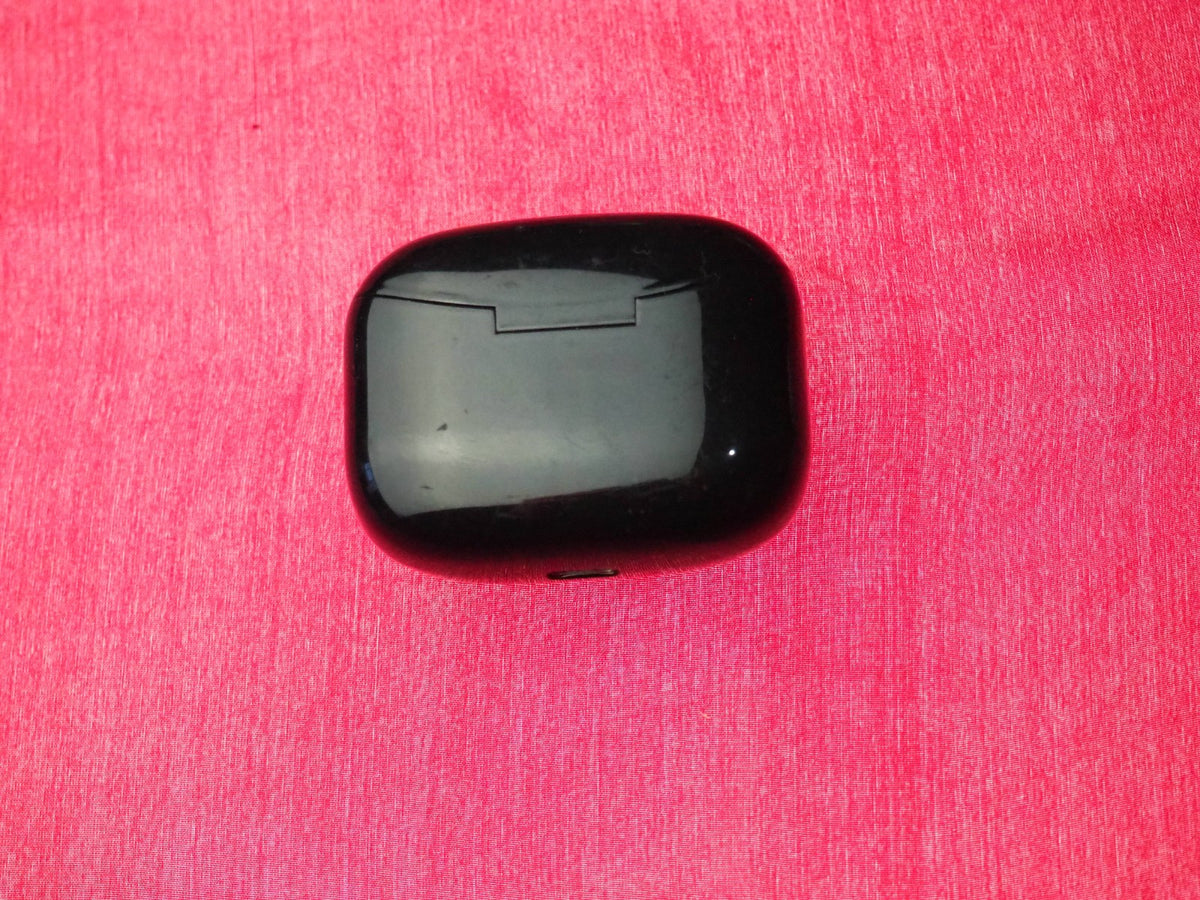 X15 Bluetooth Earbud Case Only & Working