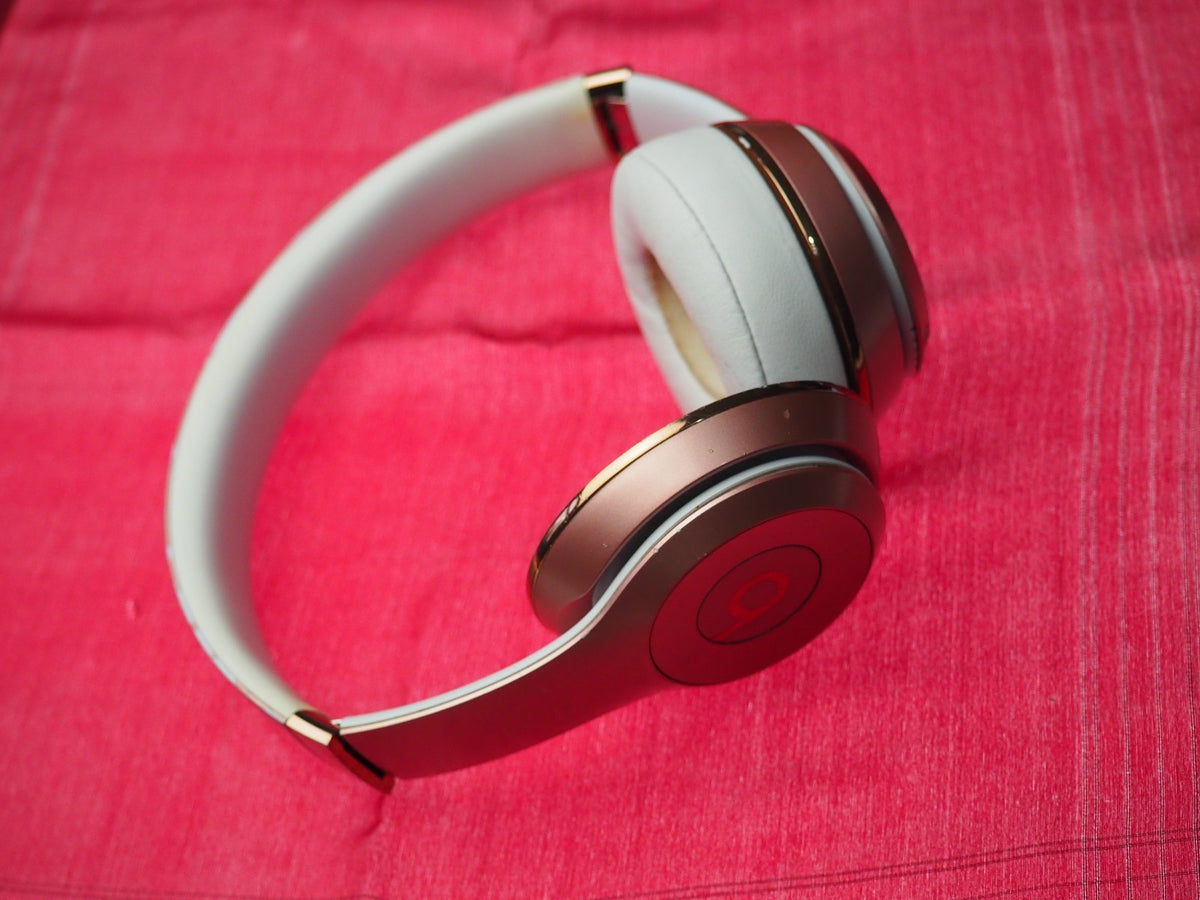 Beats Solo 3 Bluetooth Headphones & NOT Working
