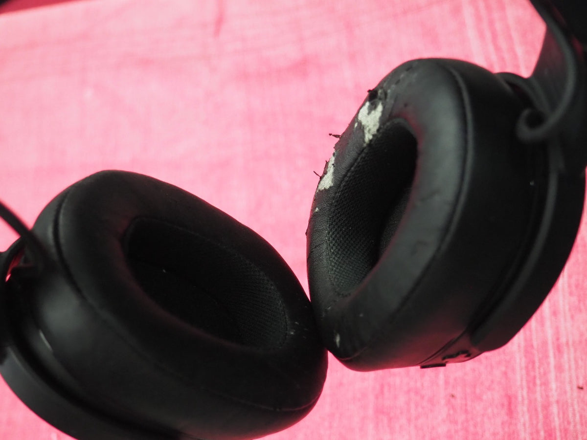 Skullcandy Crusher Bluetooth Headphones & Working but Damaged