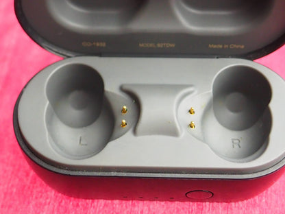 Skullcandy Sesh Case  Only & Working
