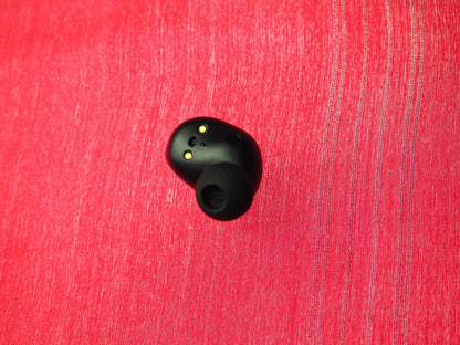 Sennheiser Accentum Right Earbud Only & Working