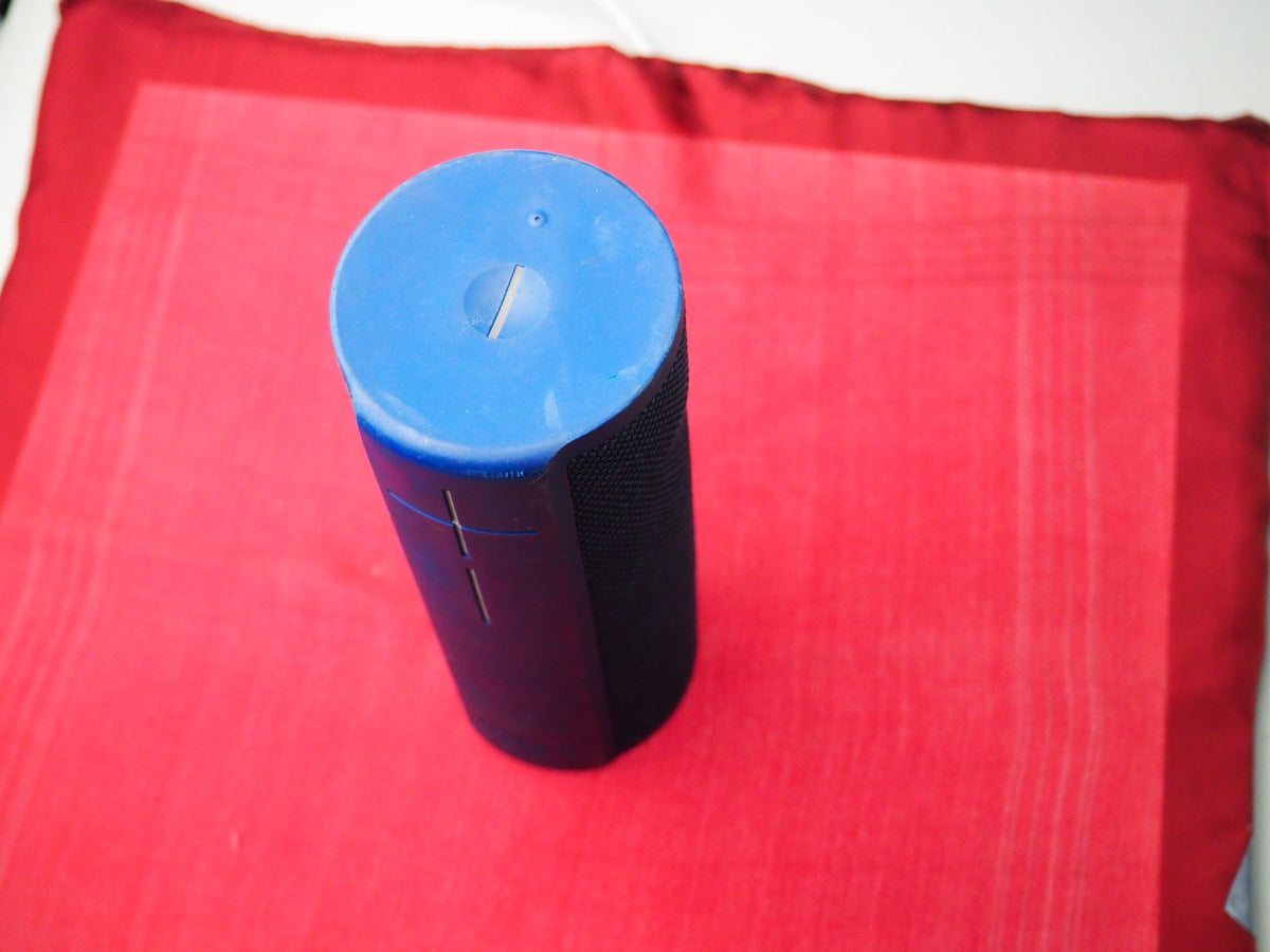 Ultimate Ears Boom 2 (Old Usb) Bluetooth Wireless Speaker & Working