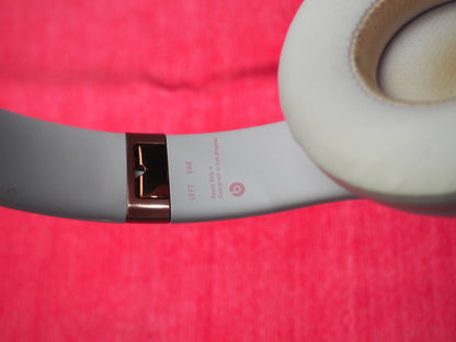 Beats Solo 4 Lilac Bluetooth Headphones & NOT Working