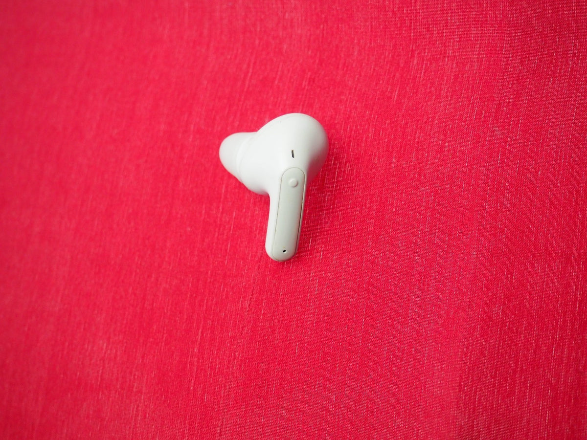 LG UFP9W Left Bluetooth Earbud Only & Working