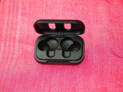 Skullcandy Dime 1 Black Case Bluetooth Earbud Only & Working