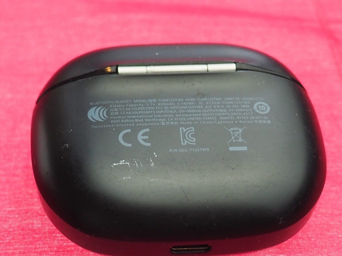 JBL Tune 125 Earbud Case  Only & Working