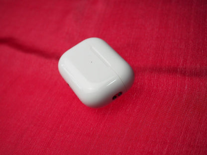 Genuine Apple AirPods Pro 2 (A2968) USB-C Charging Case Only & Working