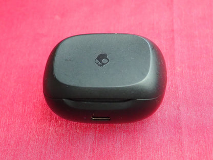 Skullcandy Smokin Buds Case  Only & Not Fully Working